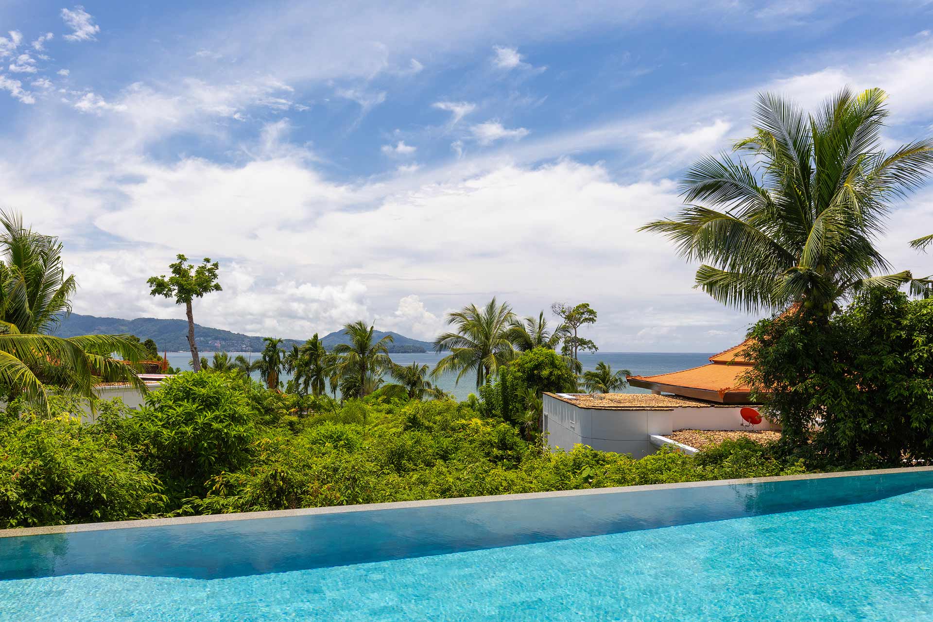 Trsiara Signature Villa For Sale Phuket (Thai-Real.com)